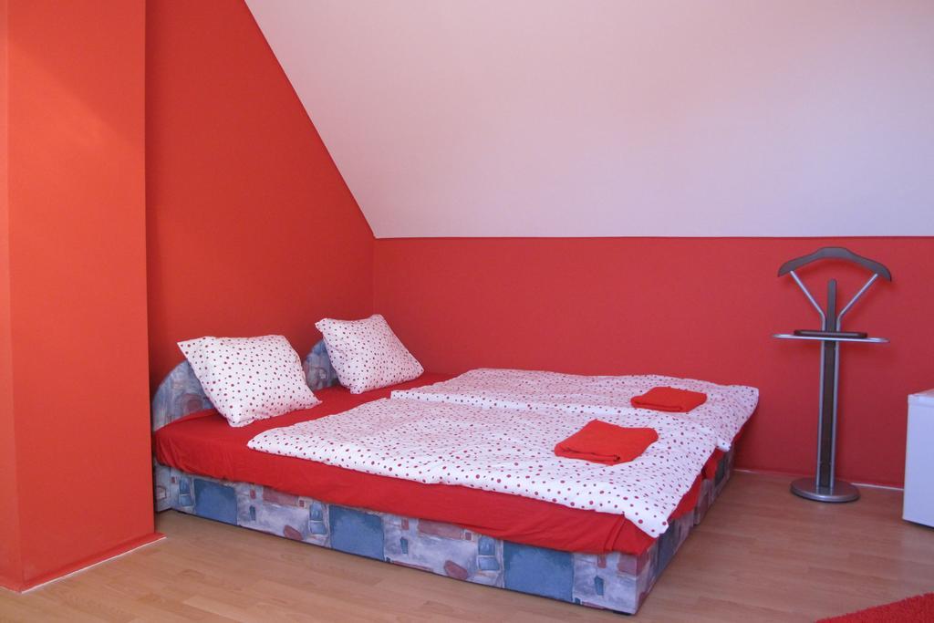 Panni Vendégház Egerszalók Exterior foto